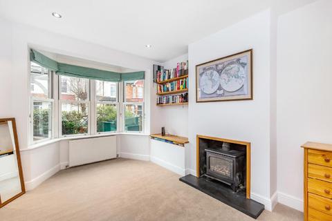 1d Mount Road, London, SW19 8ES