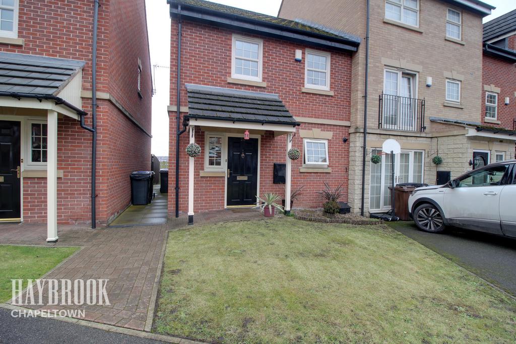 Holywell Heights, Sheffield 3 bed end of terrace house £160,000