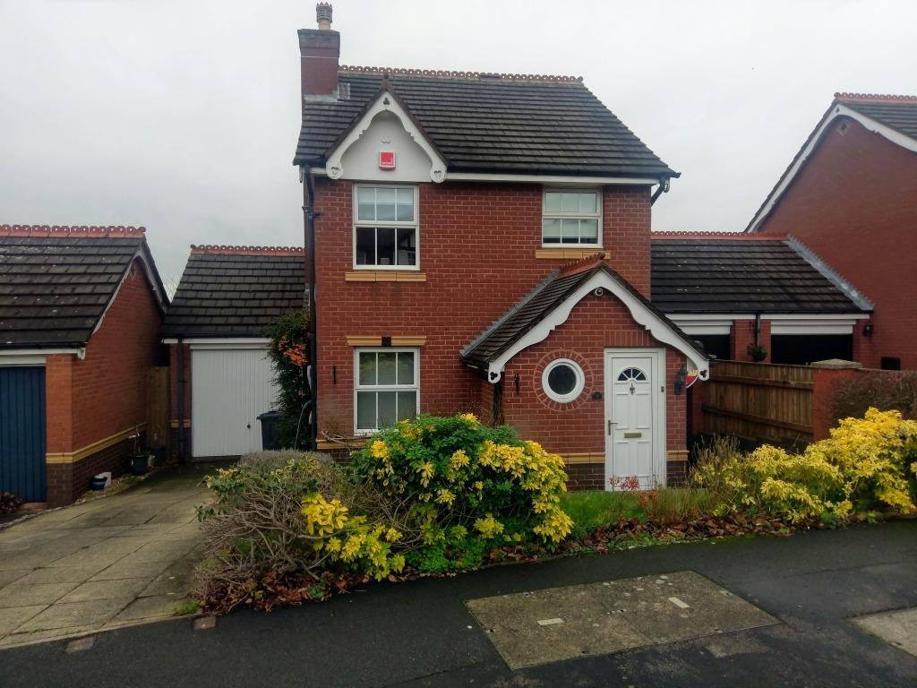 Betteridge Drive, Sutton Coldfield, B76 3 bed detached house £1,150