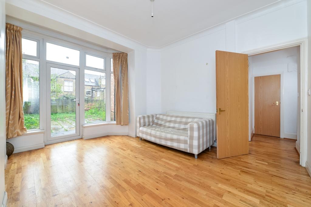 Downton Avenue Streatham Hill SW2 1 bed flat £1,225 pcm (£283 pw)