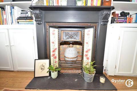 26 Brunswick Crescent, London, N11 1EB