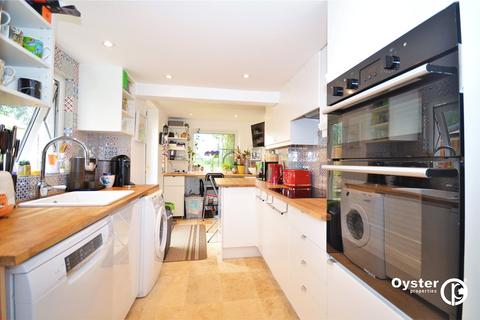 26 Brunswick Crescent, London, N11 1EB