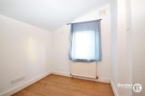 26 Brunswick Crescent, London, N11 1EB