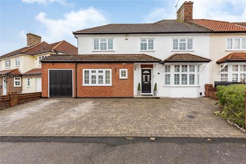 5 Hardley Crescent, Hornchurch, RM11 2EL