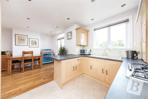 29 Dennis Road, Gravesend, DA11 7NN