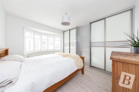 29 Dennis Road, Gravesend, DA11 7NN