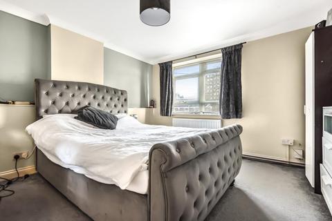 12 Alton Close, Swindon, SN2 5HF