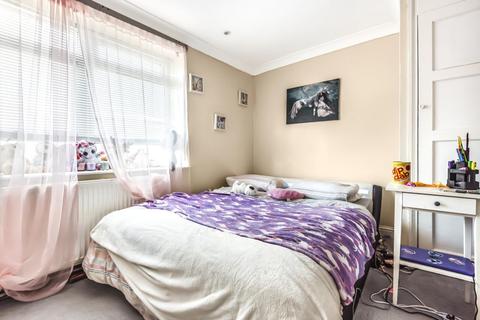 12 Alton Close, Swindon, SN2 5HF