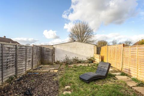 12 Alton Close, Swindon, SN2 5HF