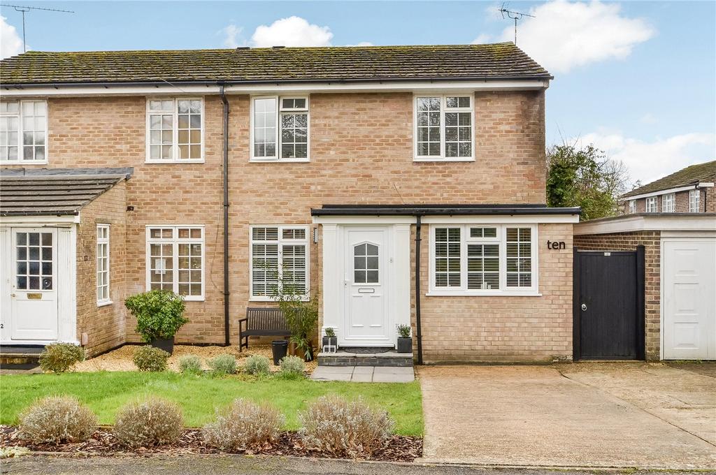 Francis Gardens, Winchester, SO23 4 bed semidetached house £550,000