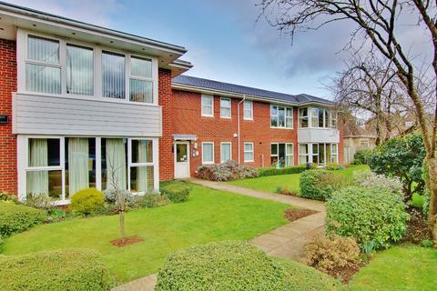 Flat 4, Palmerston House Botley Road, Romsey, SO51 5TA