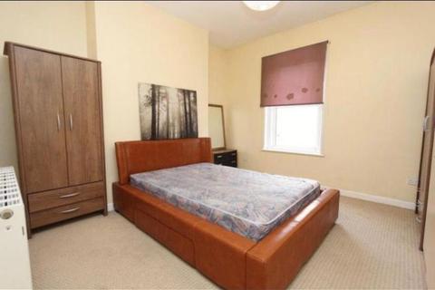16 Earls Road, Southampton, SO14 6SH