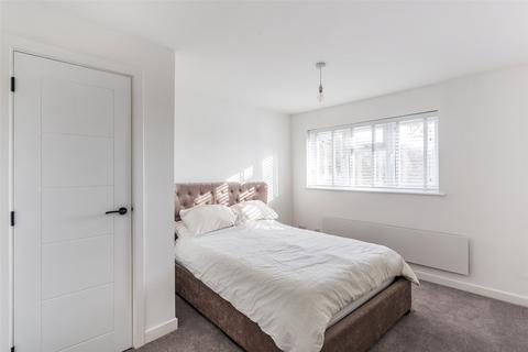 45 Oakfields, Walliswood, Dorking, RH5 5RQ