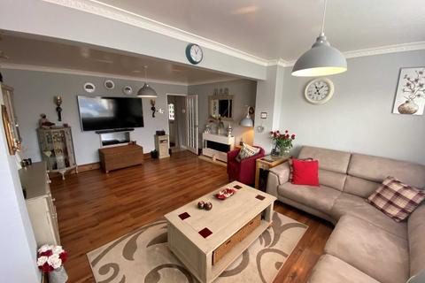 11 Blacklands Road, Benson, Wallingford, OX10 6NW
