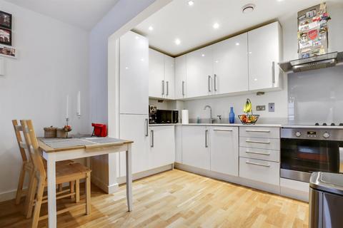 2 bedroom apartment for sale, High Road, Wembley