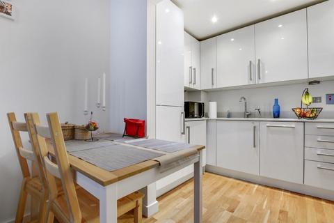 2 bedroom apartment for sale, High Road, Wembley