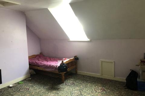 33 Crompton Road, Handsworth, Birmingham, B20 3QD
