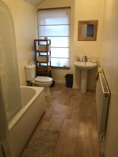 34 Deakins Road, Birmingham, B25 8DZ