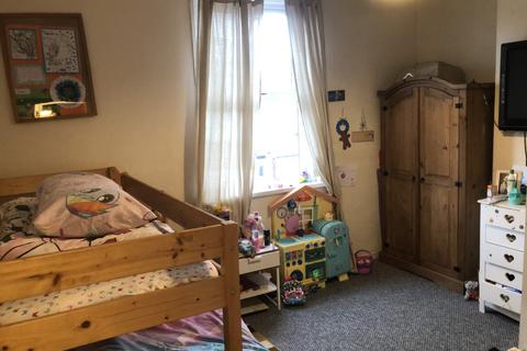 34 Deakins Road, Birmingham, B25 8DZ