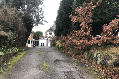 129 Barrows Lane, Birmingham, B26 1SE