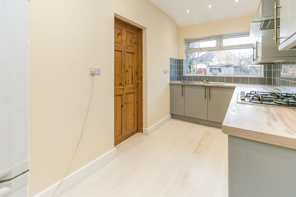129 barrows Lane kitchen