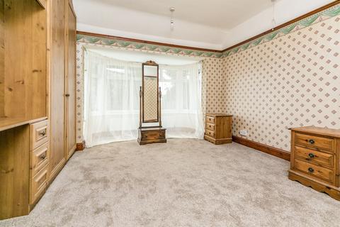 129 Barrows Lane, Birmingham, B26 1SE
