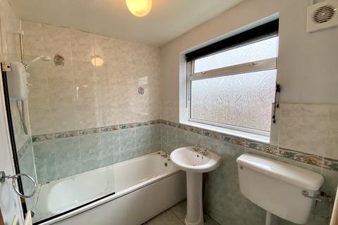 51 Ashfield Crescent, Springhead, Oldham, OL4 4NX