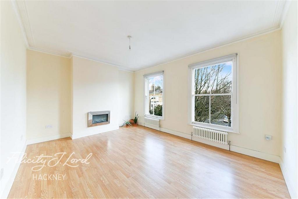 Penshurst Road E9 1 bed flat to rent £1,798 pcm (£415 pw)
