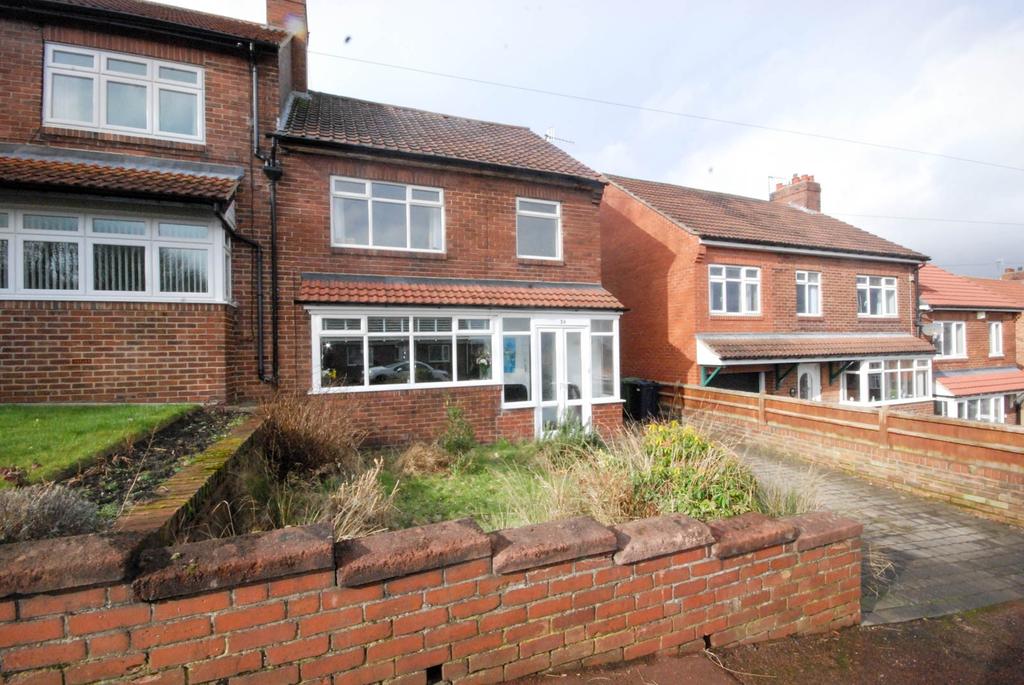 Grosvenor Avenue, Swalwell 3 bed semidetached house £185,000