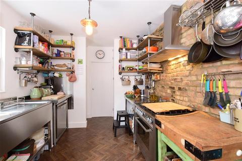 94a Turner Road, London, E17 3JQ