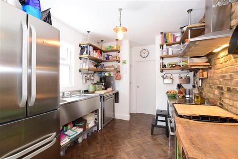 94a Turner Road, London, E17 3JQ
