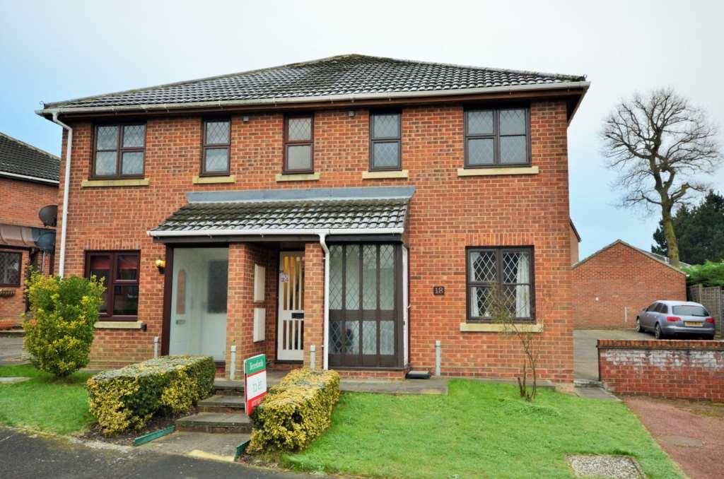 Portman Drive, Billericay 1 bed apartment £775 pcm (£179 pw)