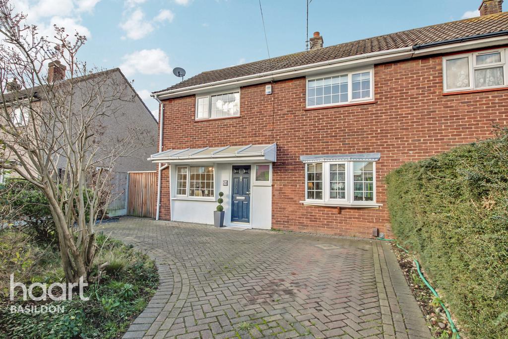 Kathleen Ferrier Crescent, Basildon 3 bed semidetached house £315,000