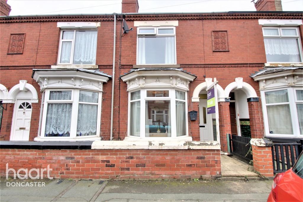 Royston Avenue, Bentley, Doncaster 3 bed terraced house £90,000