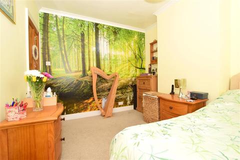 46 Stonehall Road, Lydden, Dover, CT15 7JX