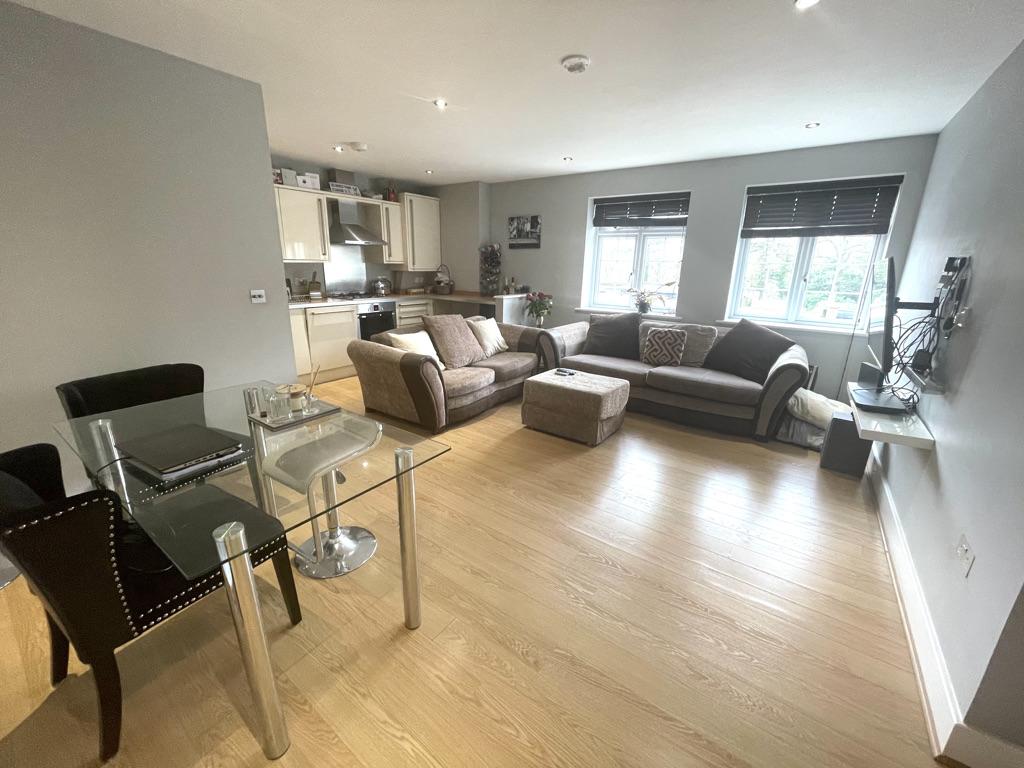 Buckingham Apartments, 173 Elmers End Road, Beckenham 2 bed apartment