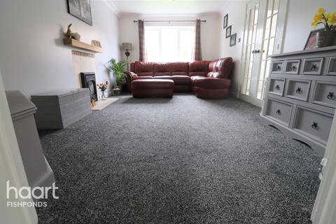 6 Mitchell Walk, Bridgeyate, Bristol, BS30 5XY