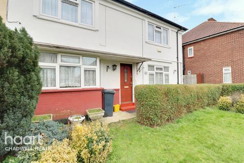 53 Rosslyn Avenue, Dagenham, RM8 1JP