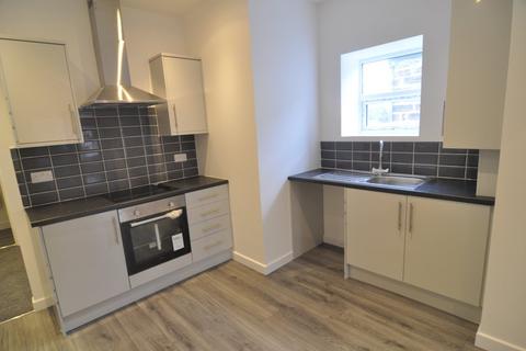 2 bedroom apartment to rent, King Street, Hoyland