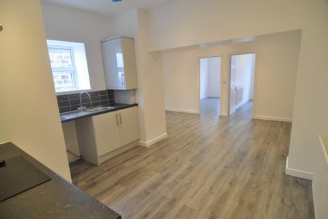 2 bedroom apartment to rent, King Street, Hoyland