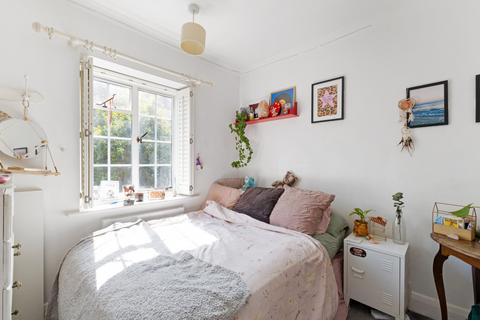2 bedroom flat for sale, Richmond Hill Court, Richmond, Surrey