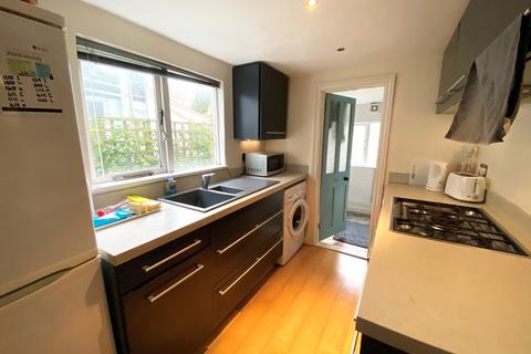 3 bedroom terraced house to rent - Goodwood Road, Southsea