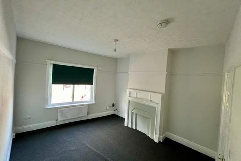 2 bedroom apartment to rent, Gidlow Lane, Springfield