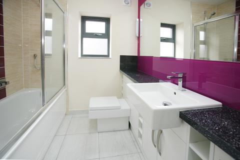 1 bedroom apartment to rent, Bains Mansions, Philpot Street, Whitechapel, London