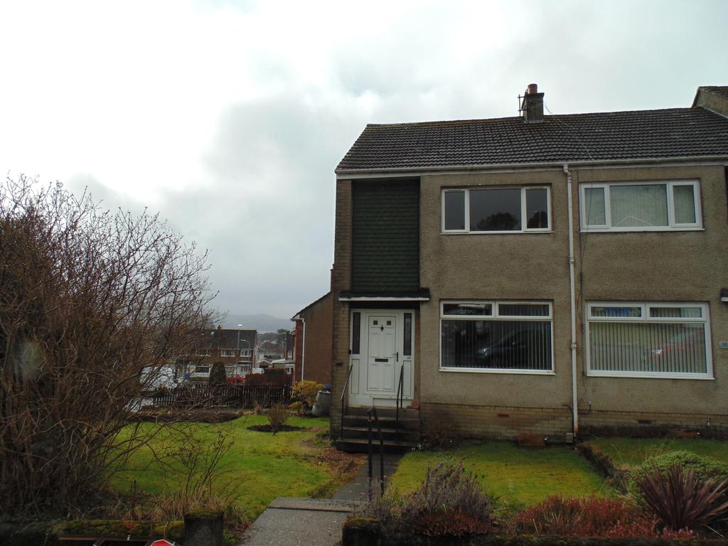 McLeod Road, Dumbarton G82 2 bed end of terrace house £129,950