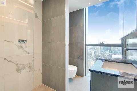 3 bedroom property for sale, Carrara Tower, London EC1V