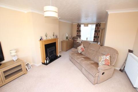 10 Calver Crescent, Grimsby, DN37 9EX