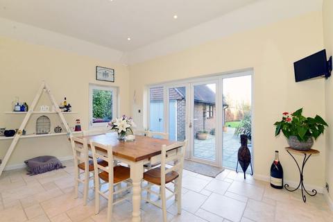 Newhaven Guildford Road, Loxwood, Billingshurst, RH14 0SE