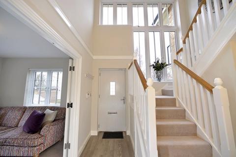24 Cherry Tree Lane, Ewhurst, Cranleigh, GU6 7GG