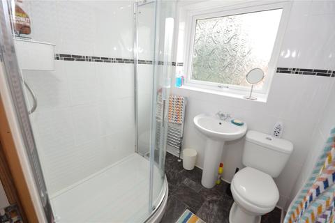 8 Mandarin Way, Leeds, LS10 4QU